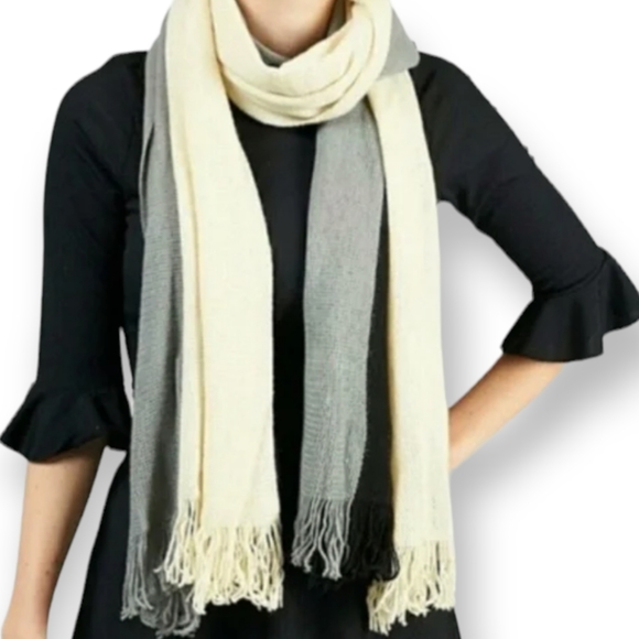DONNI. Accessories - DONNI. tri color blanket scarf with fringe